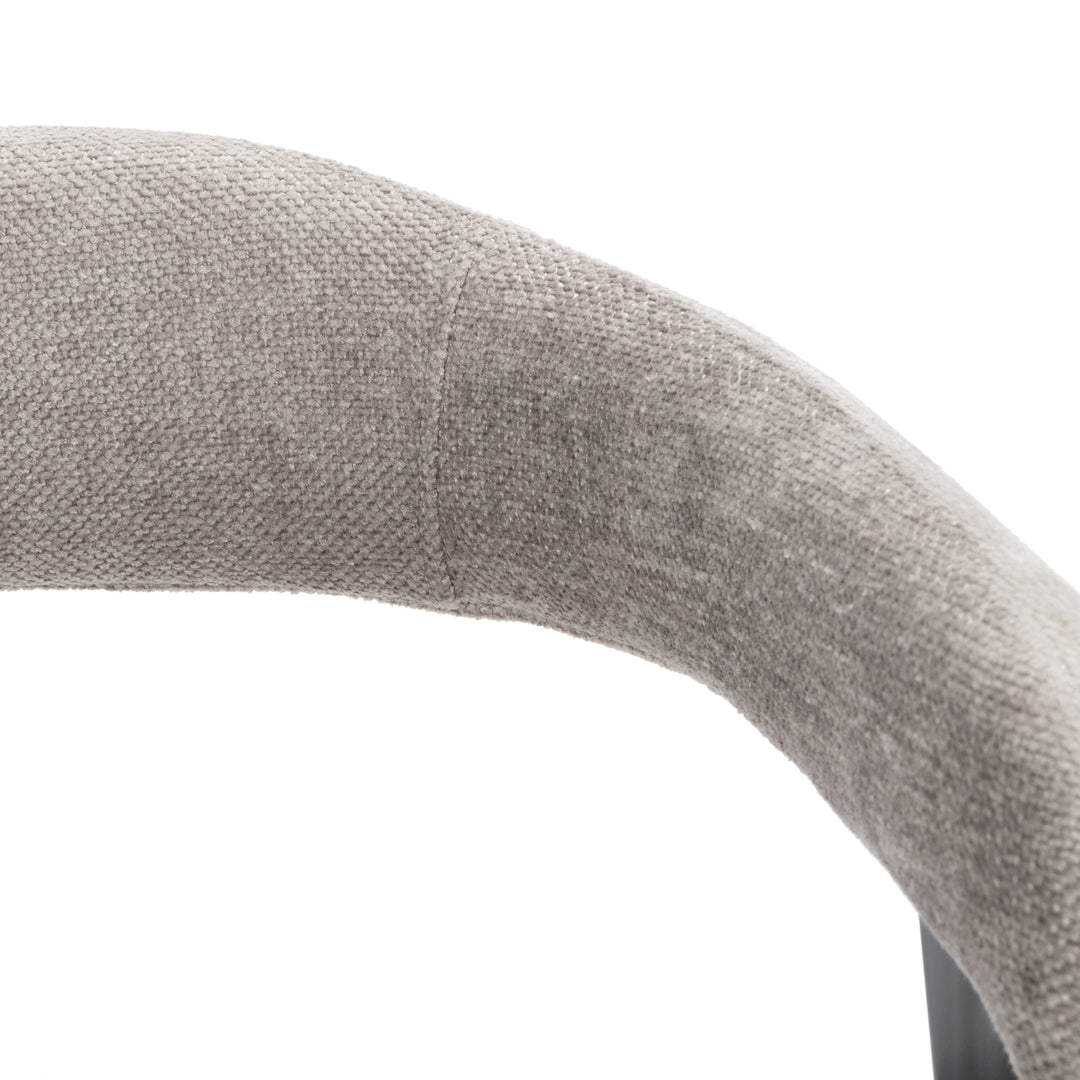 GREY / BLACK / 28.3" X 28.9" X 31.1"