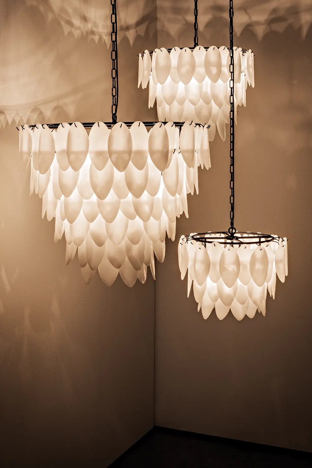 American Home Furniture | Noir - Lotus Chandelier, Medium