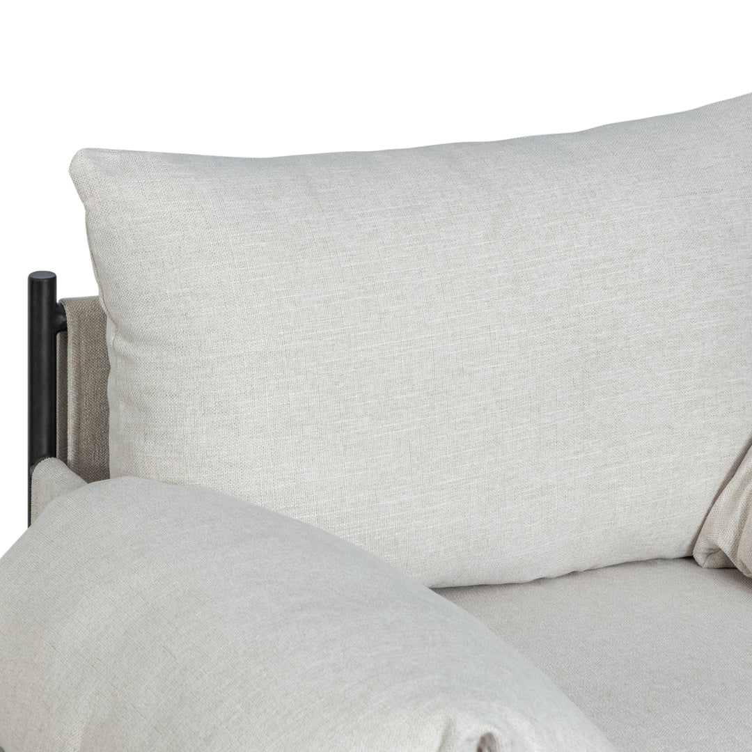 29.6"W x 33"D x 34.25"H / Off-White/Black