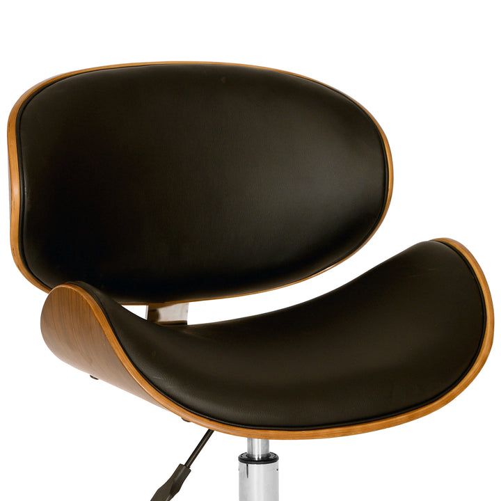 Black-Walnut
