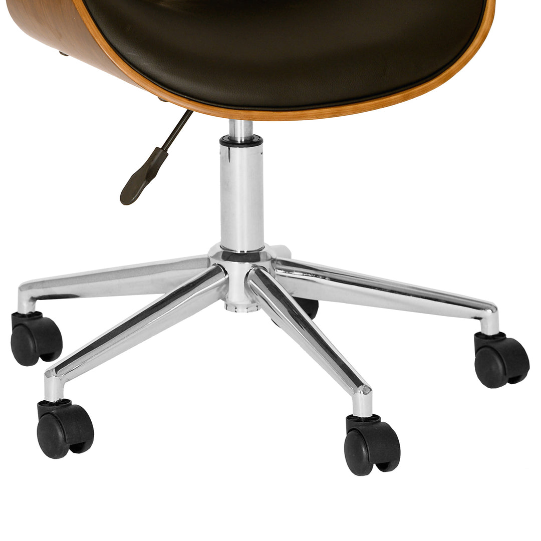 Black-Walnut