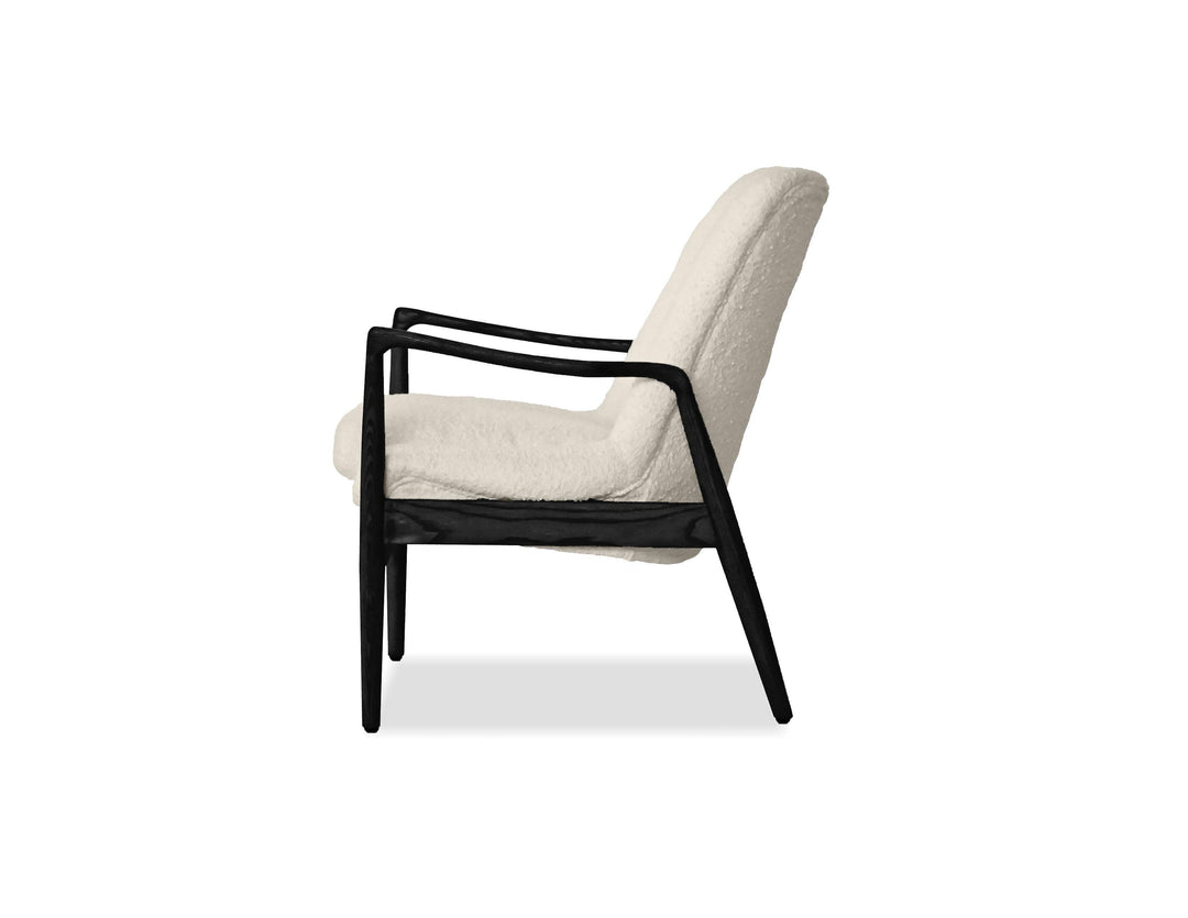 REYNOLDS Lounge Chair - AmericanHomeFurniture