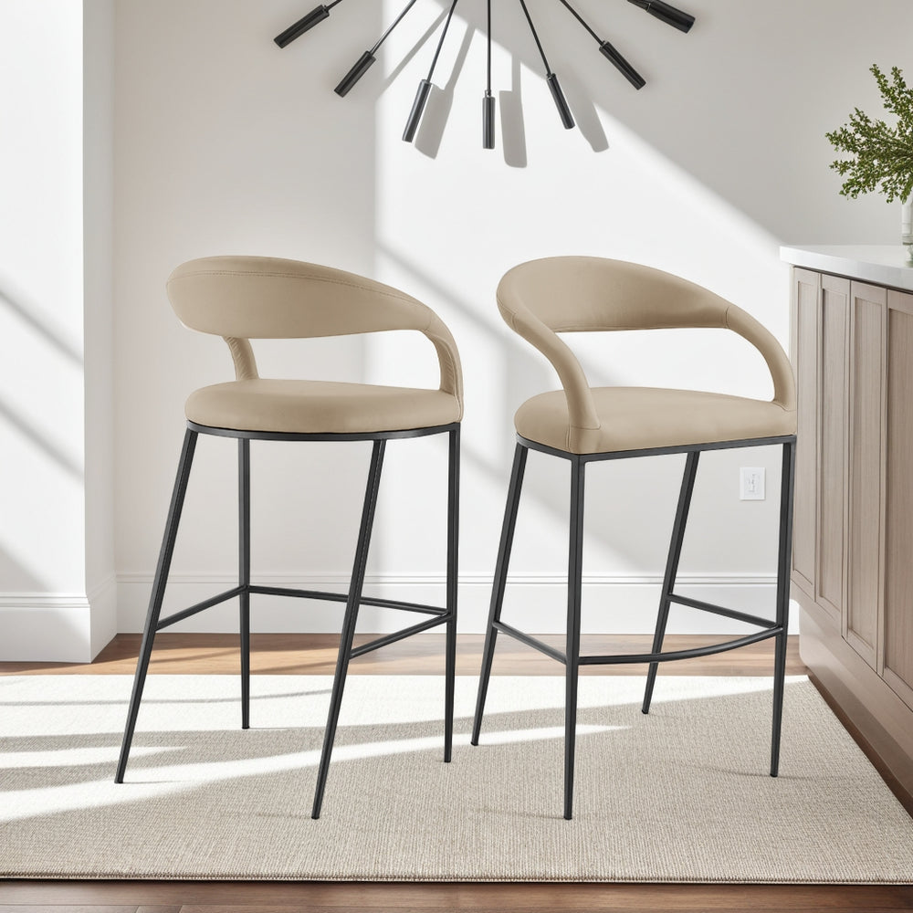 21"W x 22"D x 36"H / Beige/Black