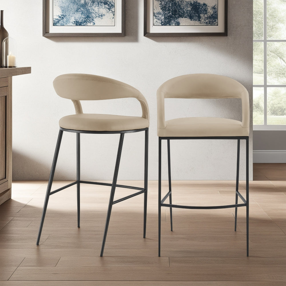 21"W x 22"D x 40"H / Beige/Black