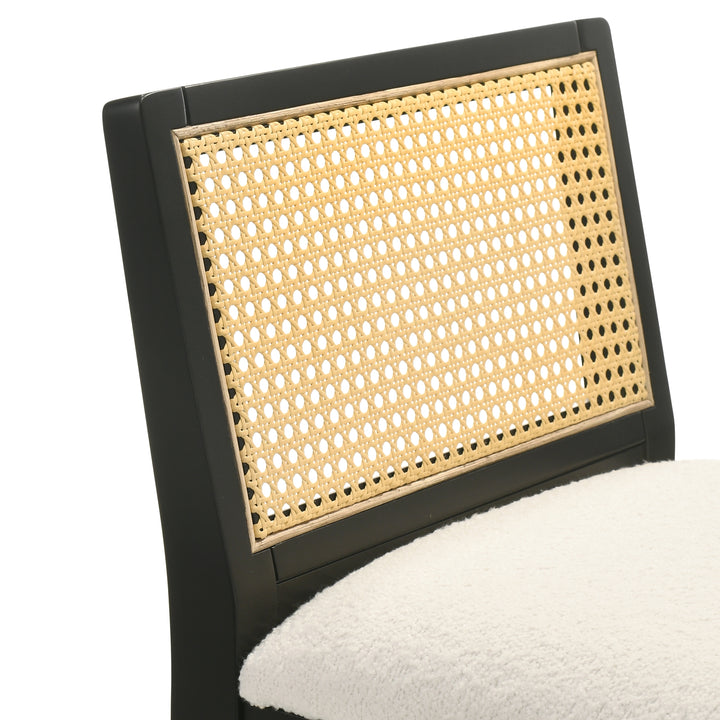 21.375"W x 18"D x 34.5"H / White/Black
