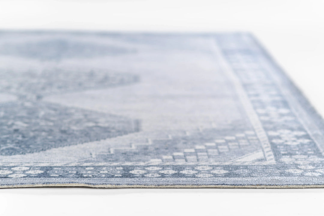 American Home Furniture Momeni Luna 1 Rug