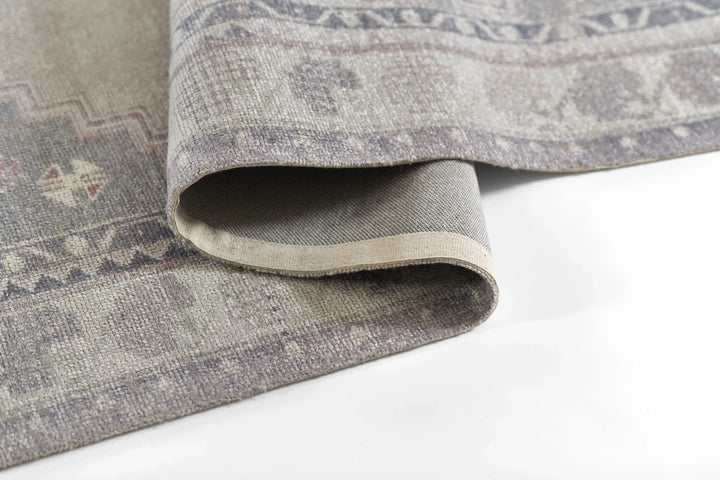 American Home Furniture Momeni Luna 2 Rug