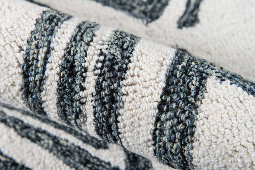 American Home Furniture Momeni Mallorca 3 Rug