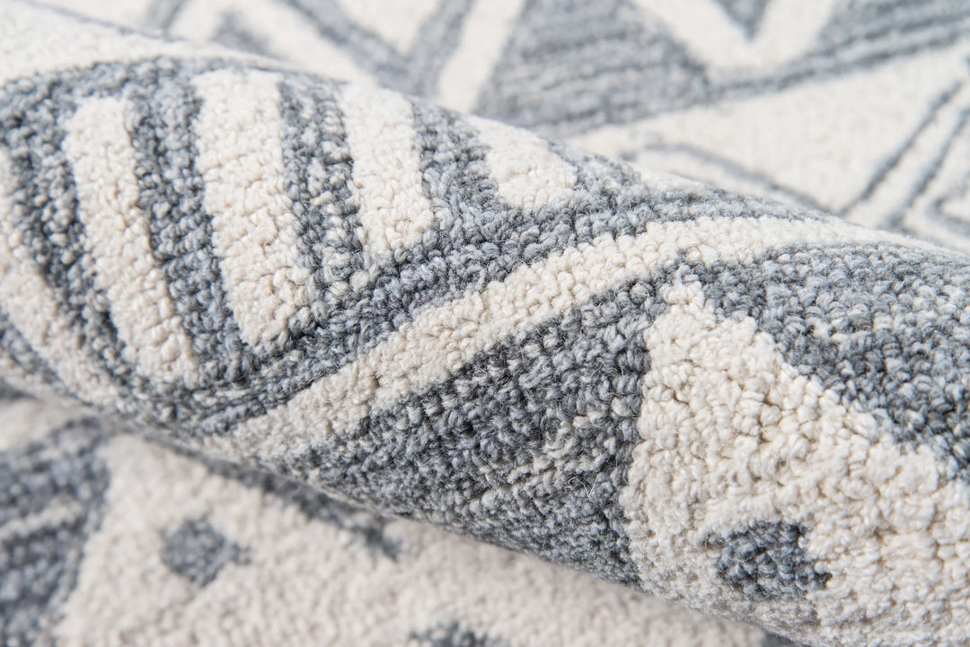 American Home Furniture Momeni Mallorca 5 Rug