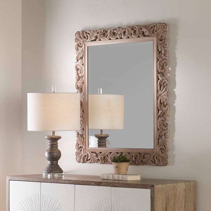 Avery Mirror