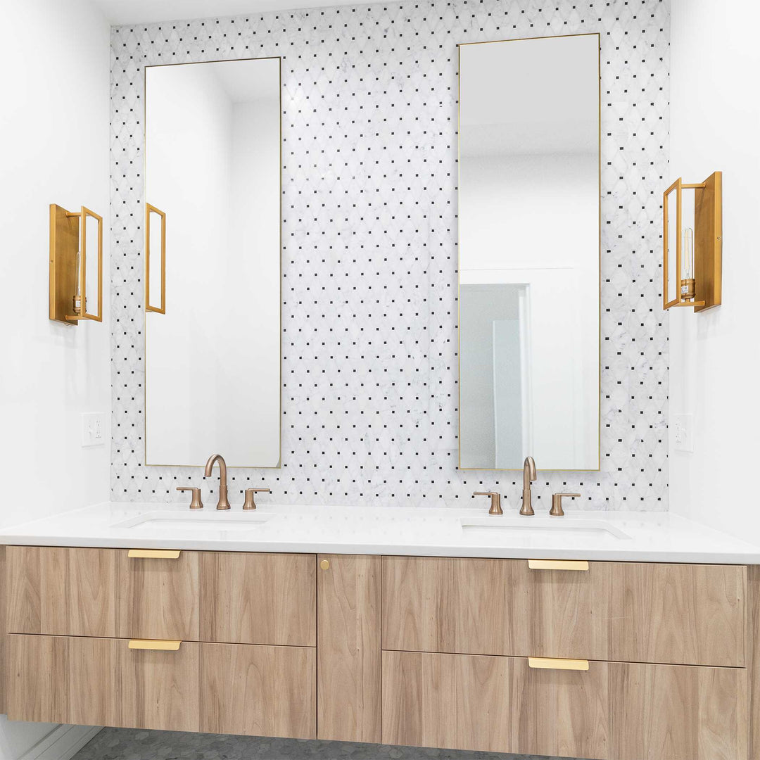 Ellie Mirror