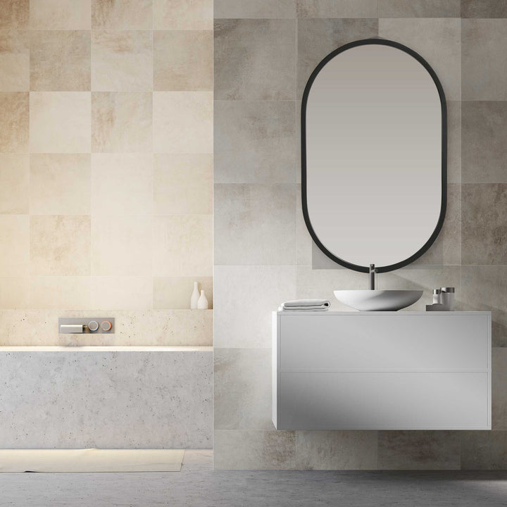 Lily Mirror - Matte Black