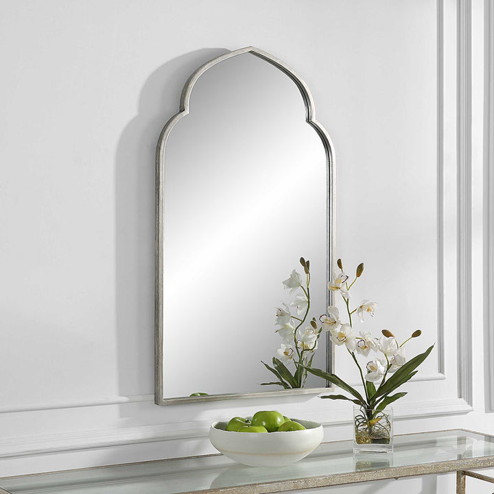 Emilia Mirror
