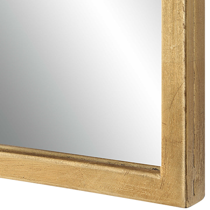 Lucy Mirror