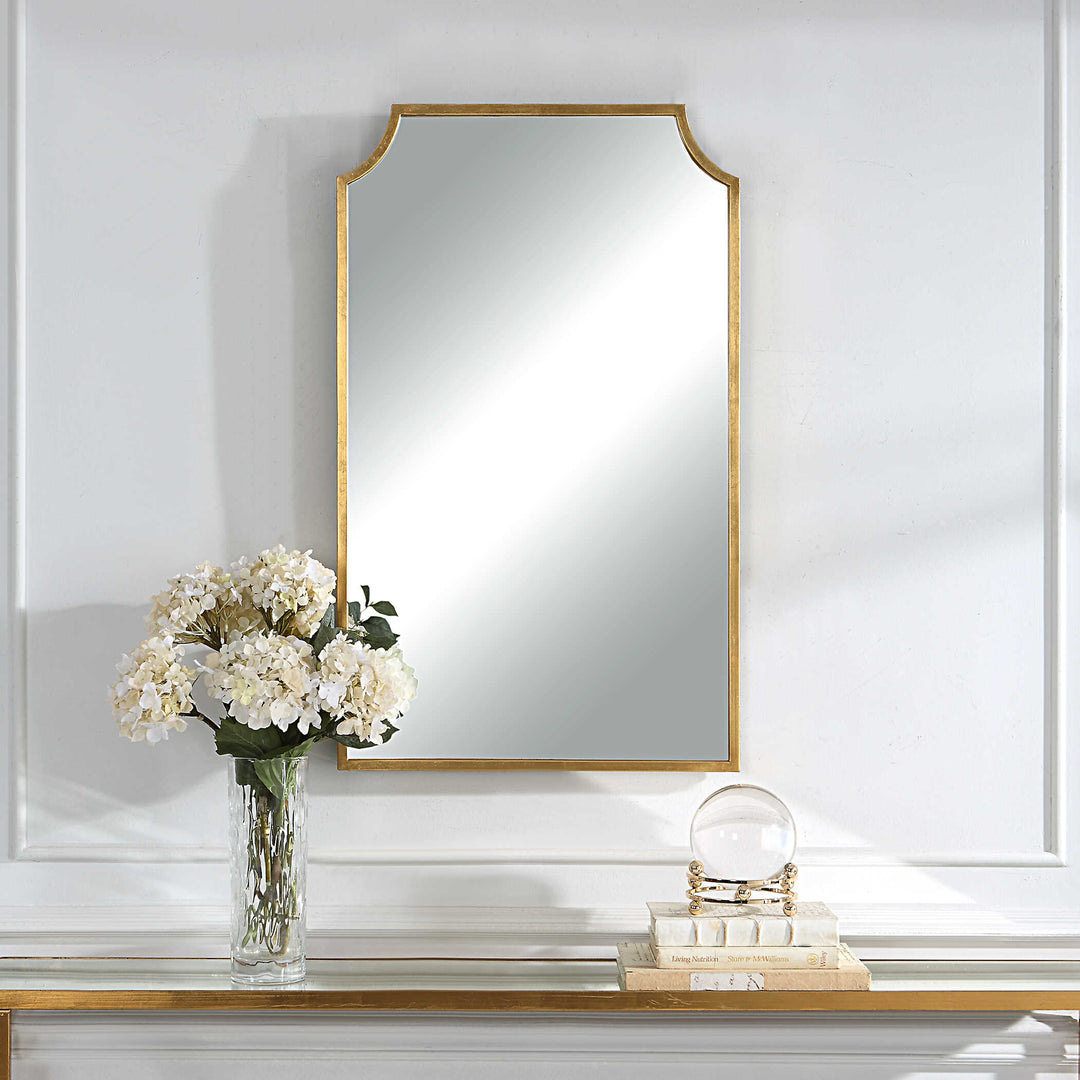 Lucy Mirror