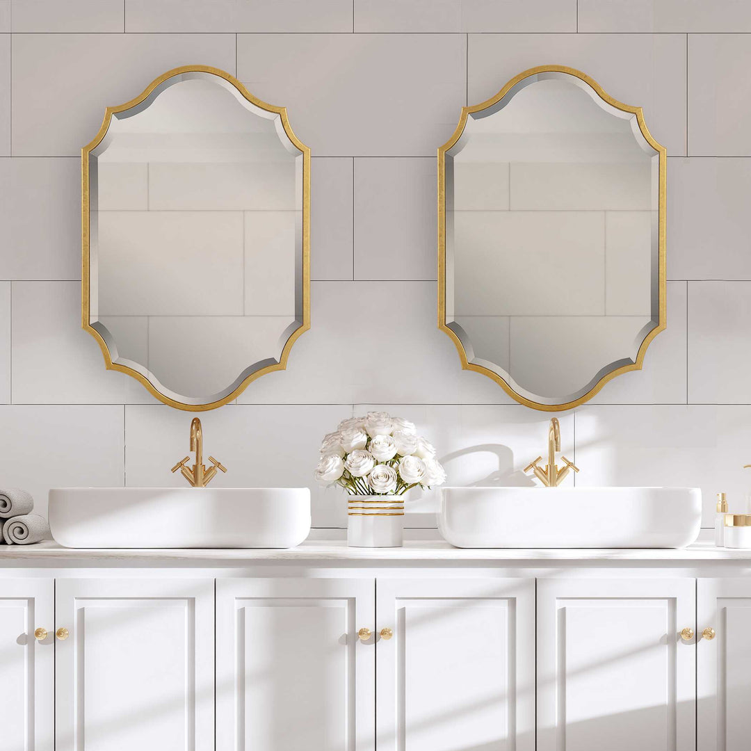 Naomi Mirror