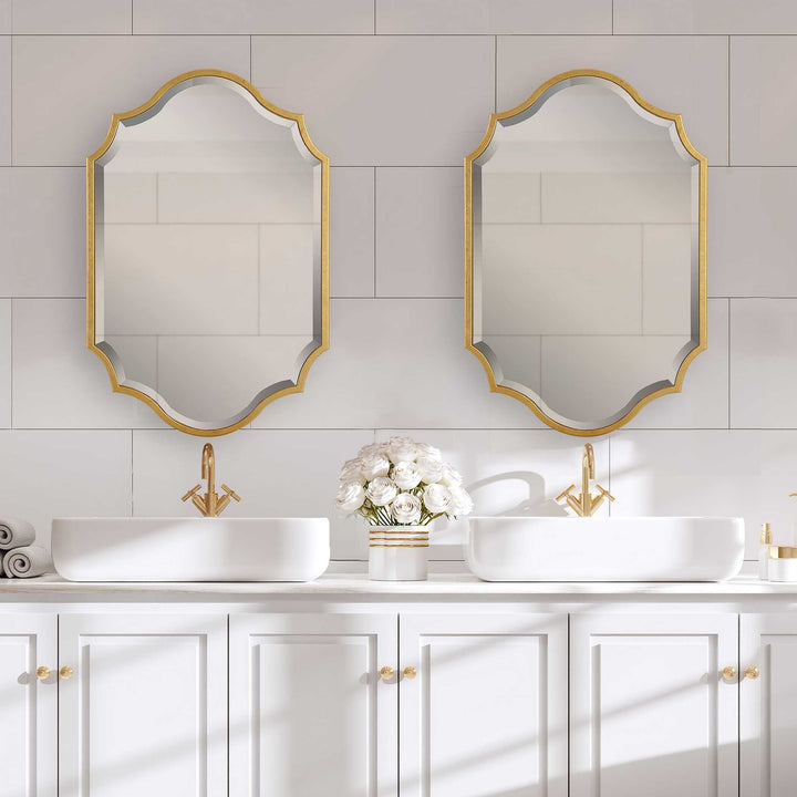Naomi Mirror
