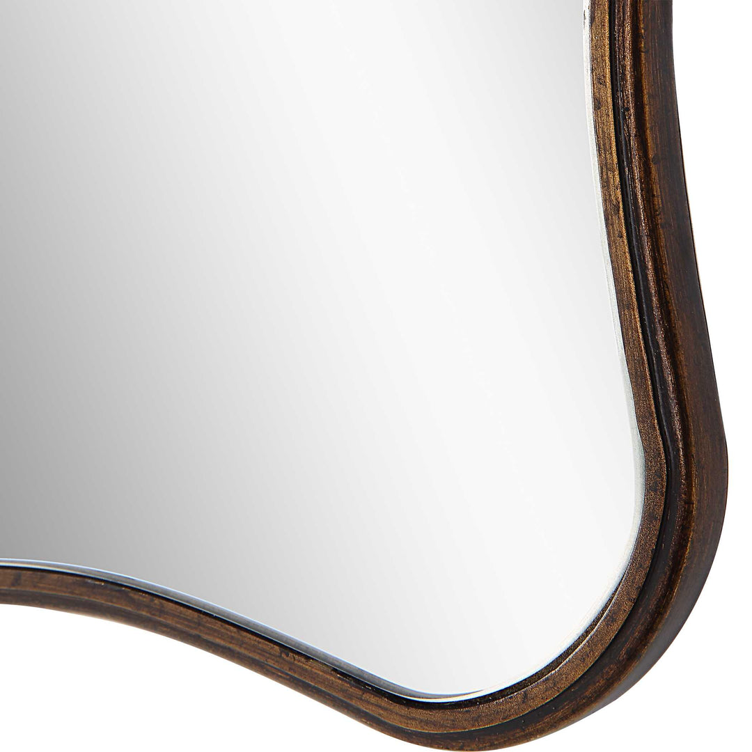Maya Mirror