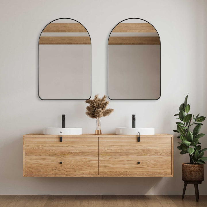 Aaliyah Mirror