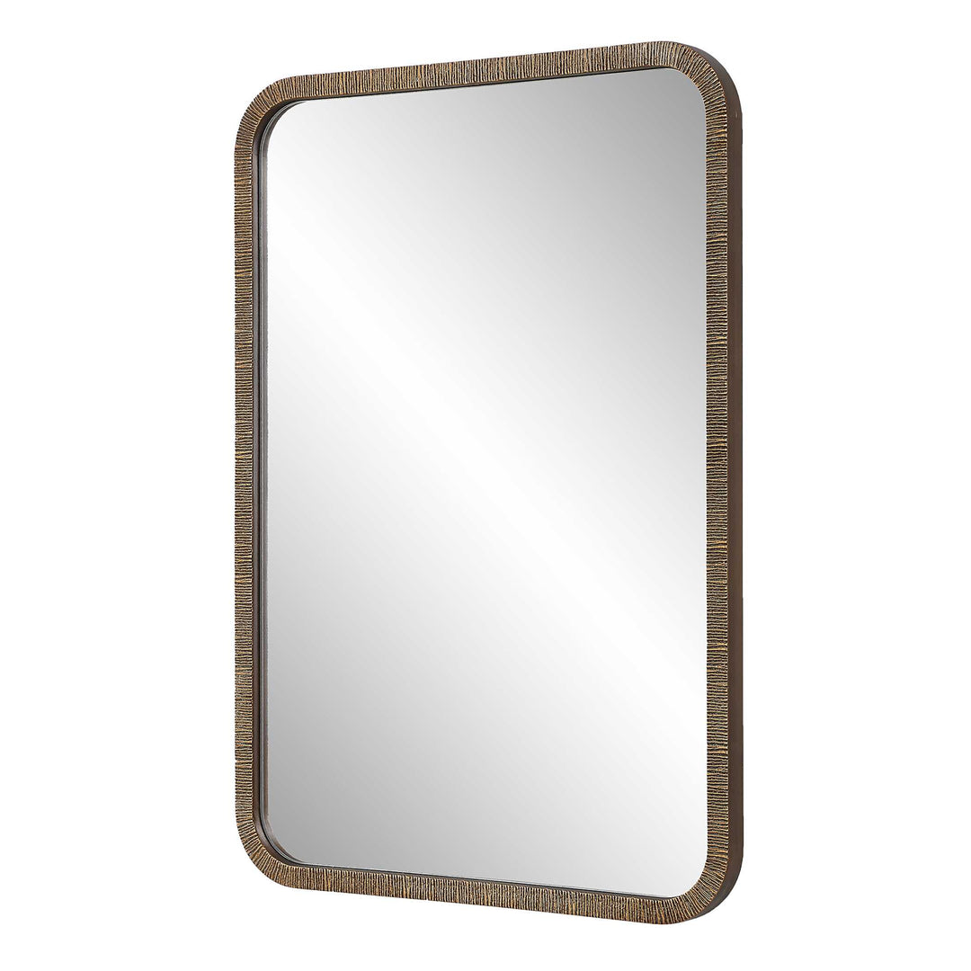 Delilah Mirror