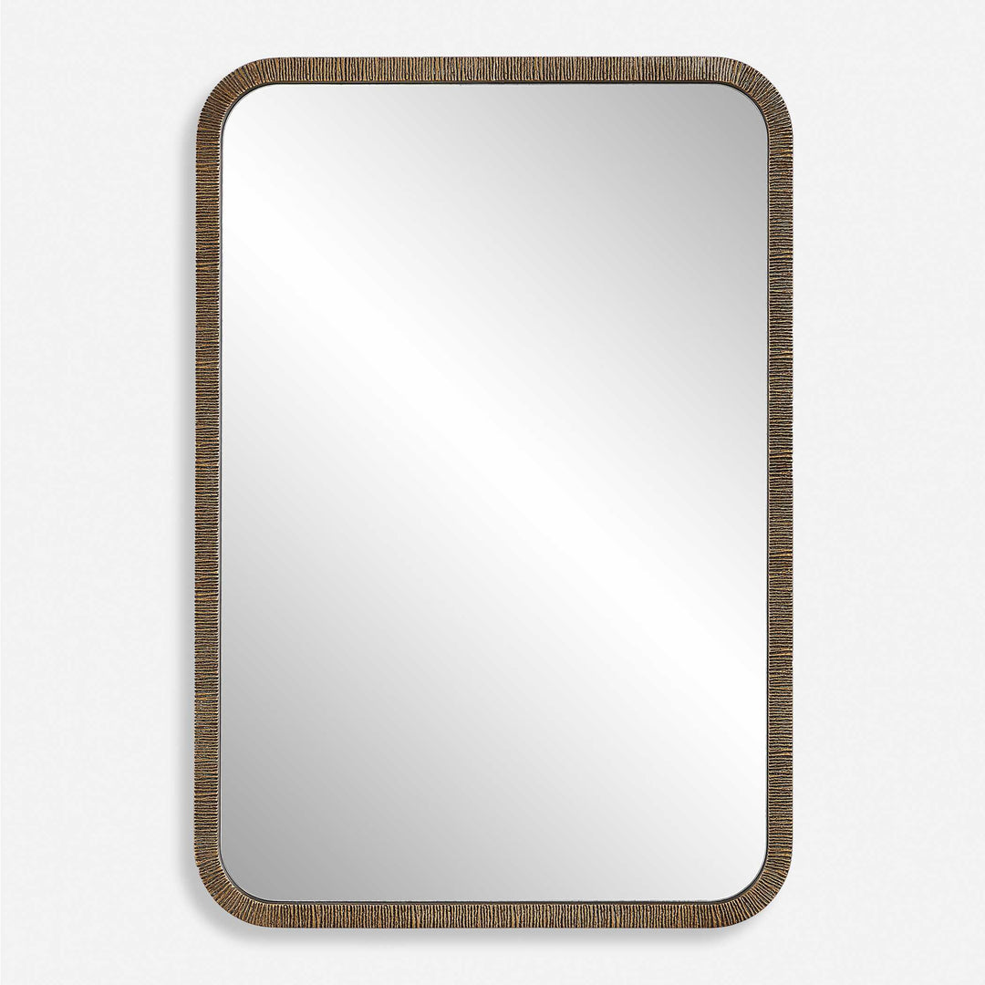Delilah Mirror