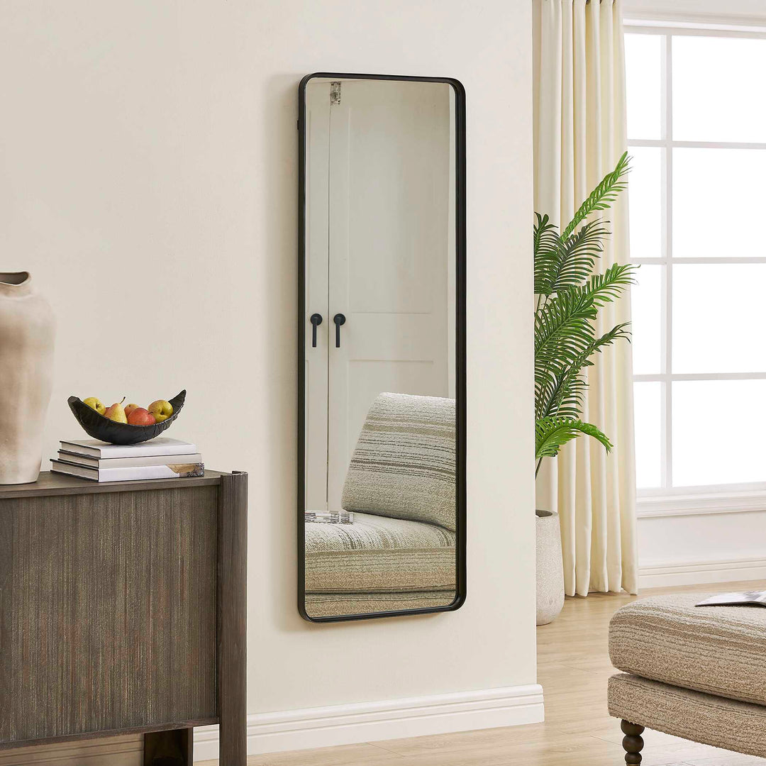 Madeline Mirror