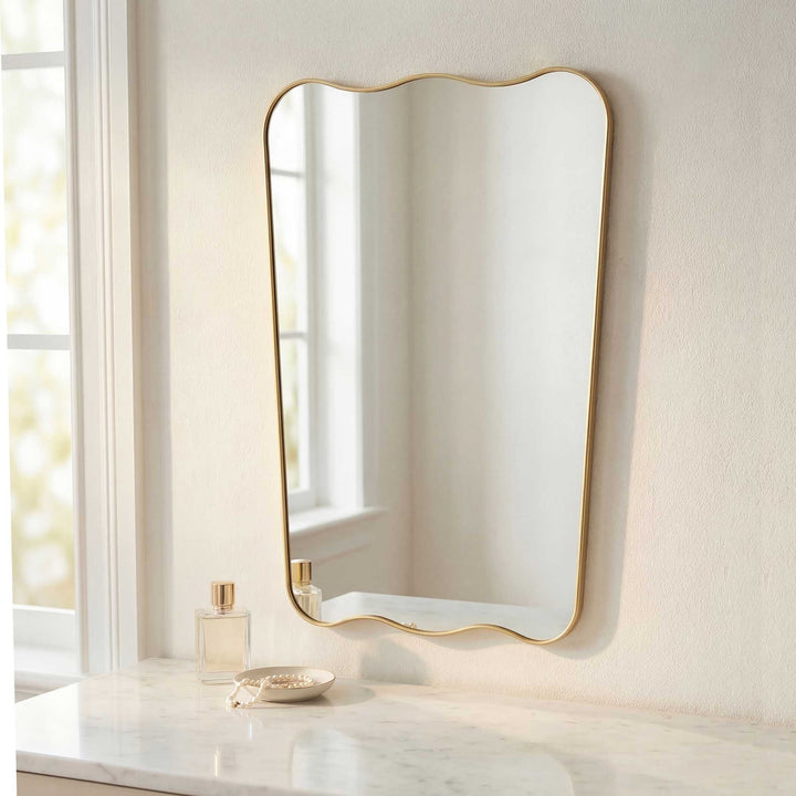 Lydia Mirror