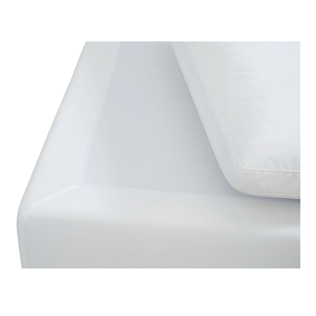Moe's Home Collection - Miles Outdoor Chaise White - MO-1016-18 | American Home Furniture