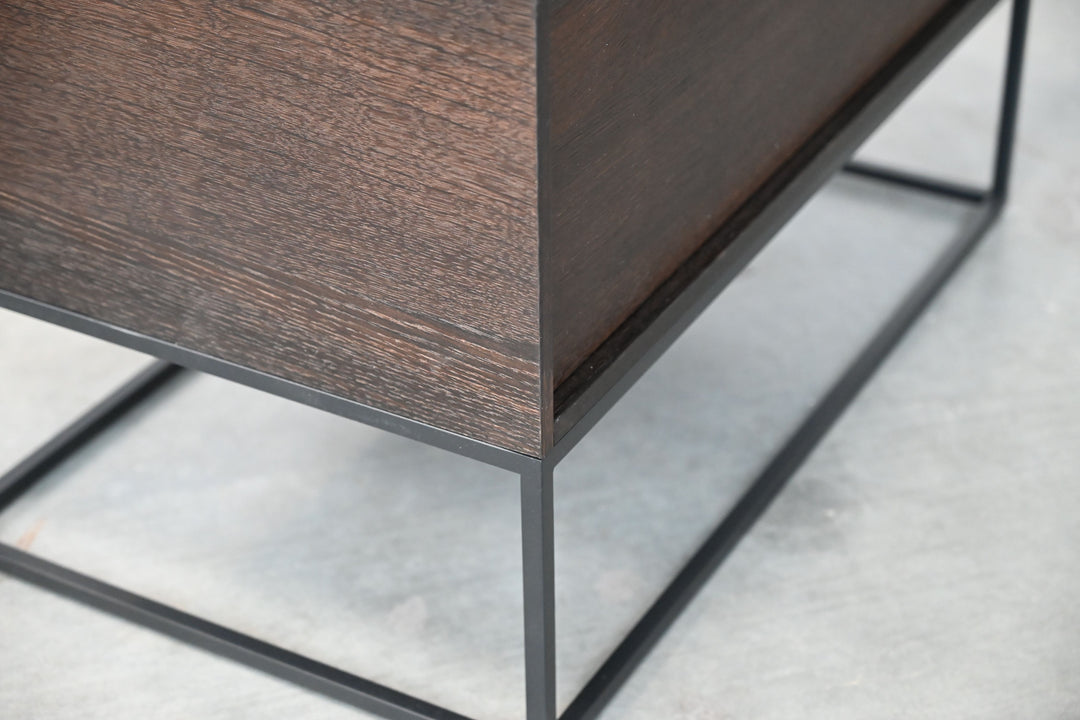 Robusta Fume Oak Wood, Noir Desir Ceramic Top 