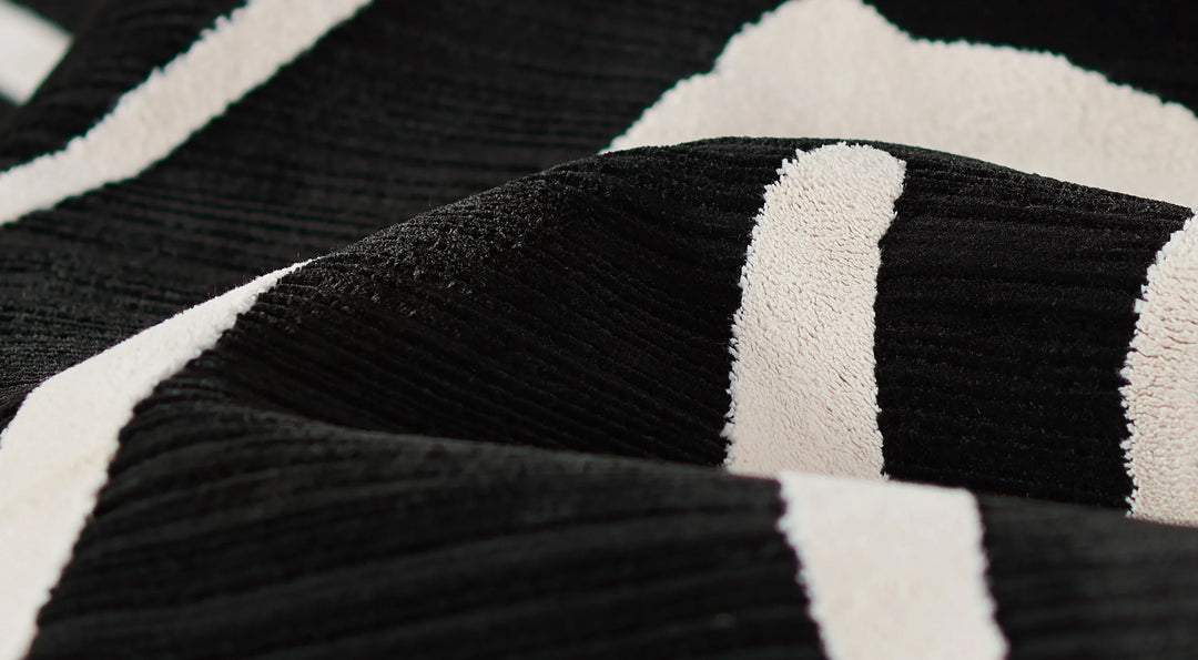 American Home Furniture Momeni Noho 4 Rug