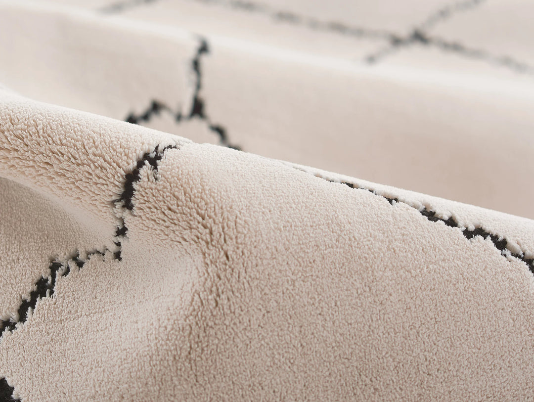 American Home Furniture Momeni Noho 5 Rug