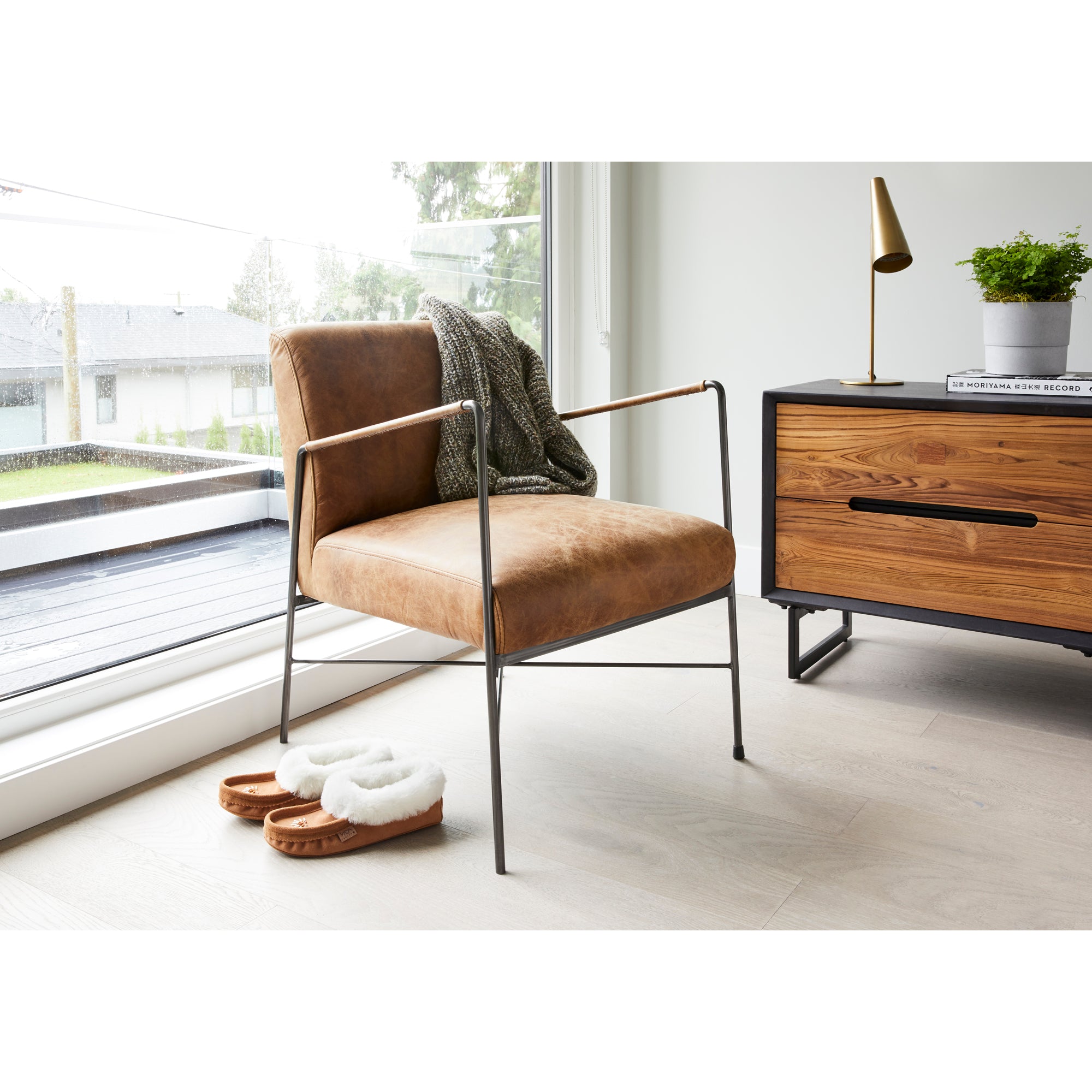Moe's Home Collection Trumpet Table Lamp - Thumbnail 3