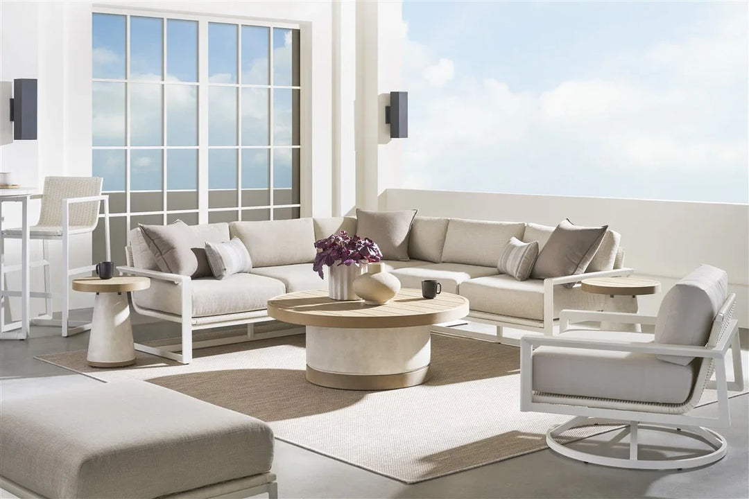 American Home Furniture Vanguard Furniture Breeze Outdoor Round Bistro Table