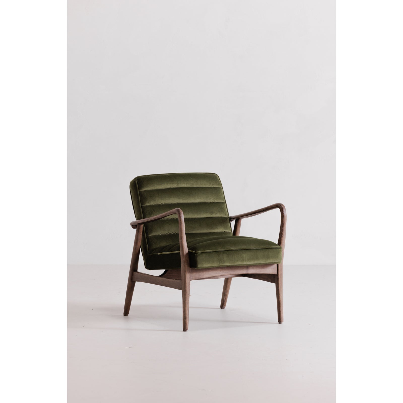 Moe's Home Collection - Anderson Arm Chair Dark Ivy Velvet - PK-1098-27 | American Home Furniture