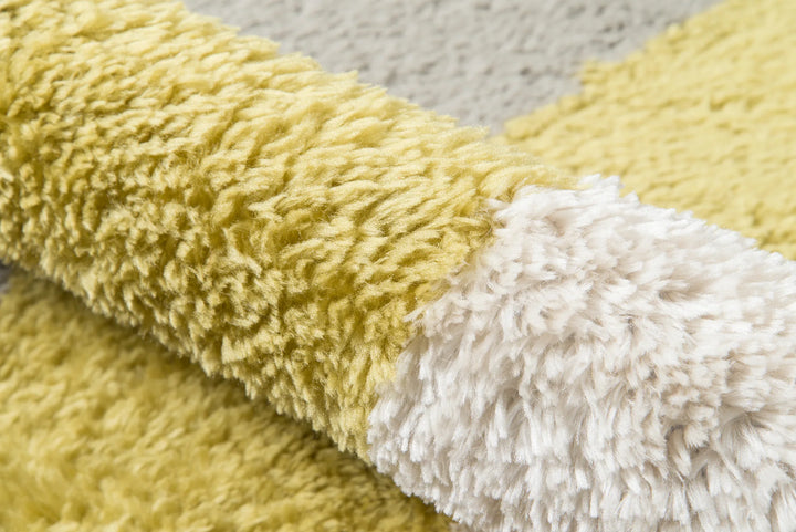 American Home Furniture Novogratz Retro Classic 70's Rug