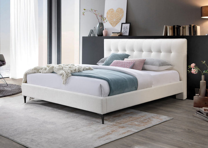 80.3"W x 86.8"D x 44.4"H / Ivory/Black