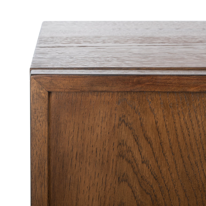 MEDIUM OAK