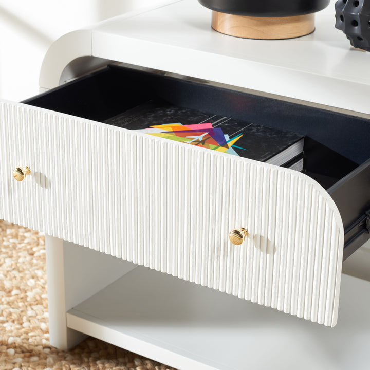 30"W x 18"D x 26.5"H / White/Gold