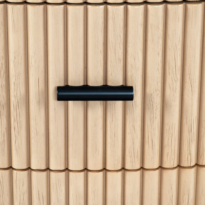 20"W x 17"D x 24"H / Oak/Black