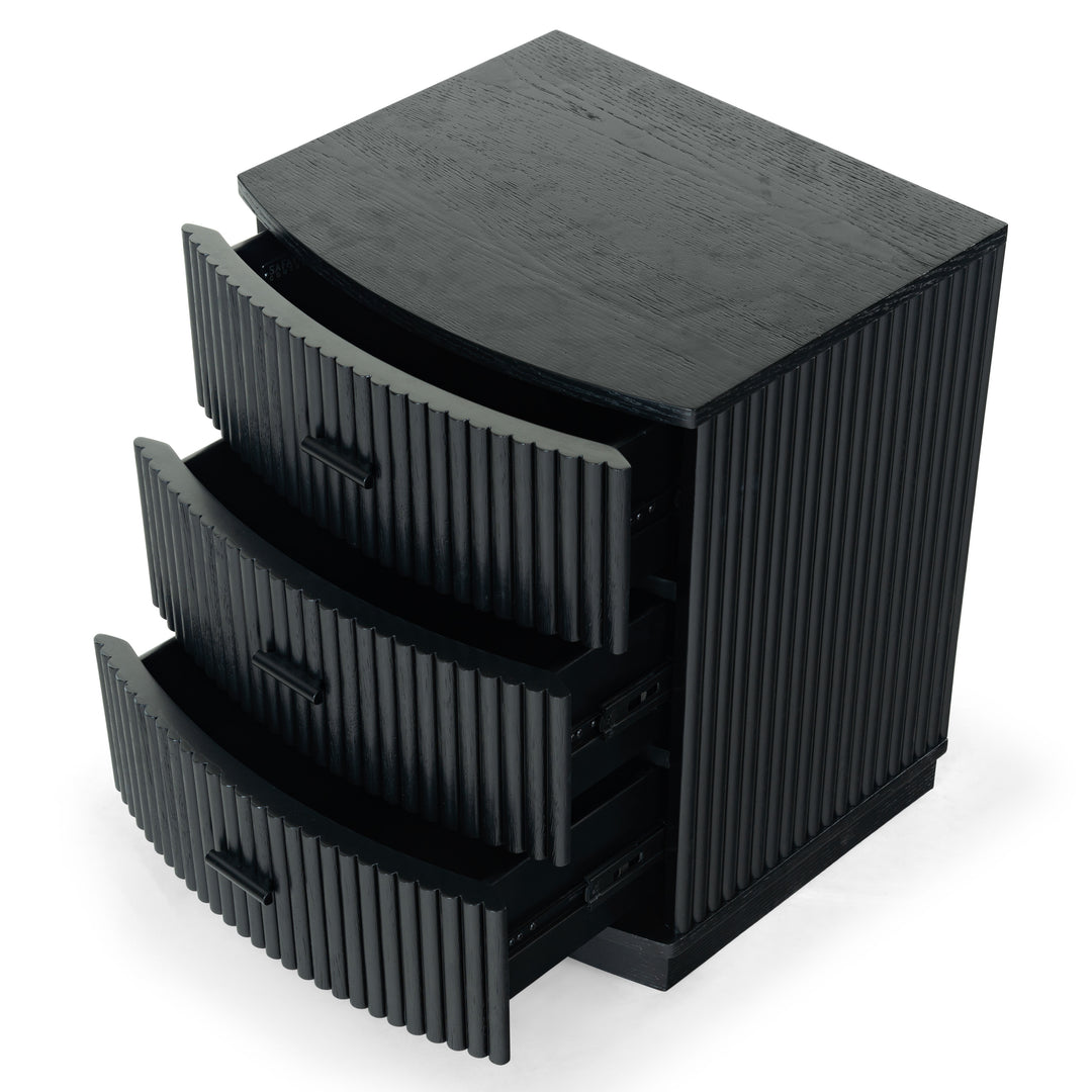 20"W x 17"D x 24"H / Black/Black