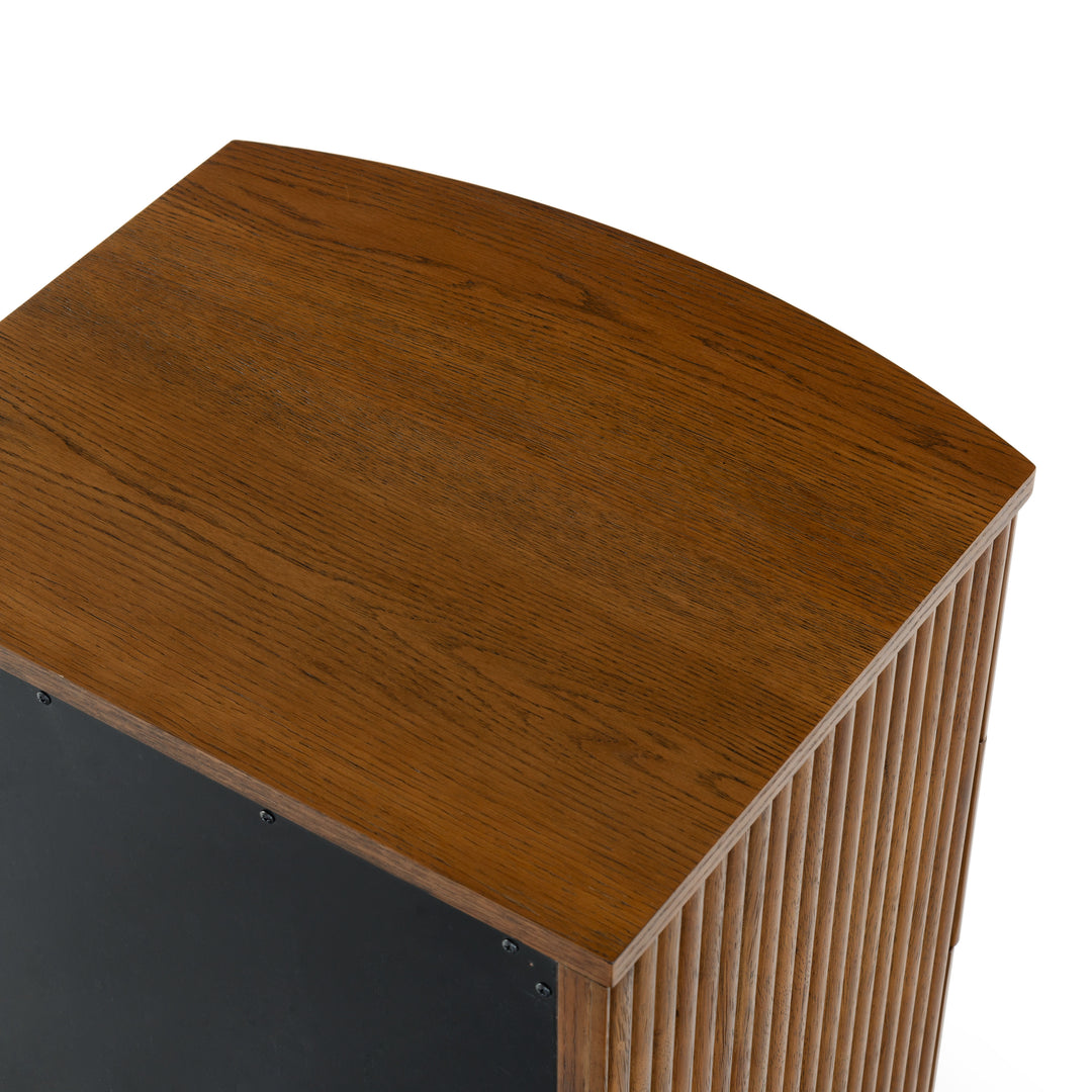 20"W x 17"D x 24"H / Medium Oak/Black