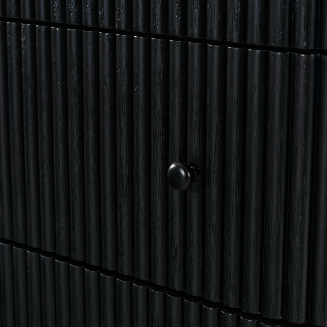 56"W x 18"D x 31.5"H / Black/Black