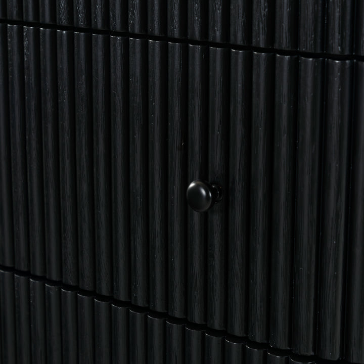 56"W x 18"D x 31.5"H / Black/Black