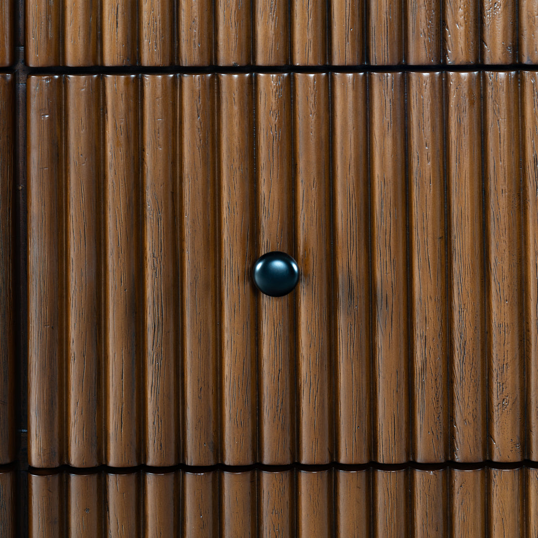 56"W x 18"D x 31.5"H / Medium Oak/Black