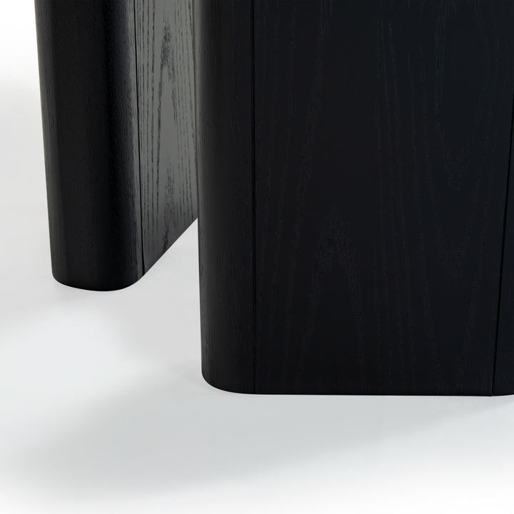 72"W x 42"D x 30"H / Black