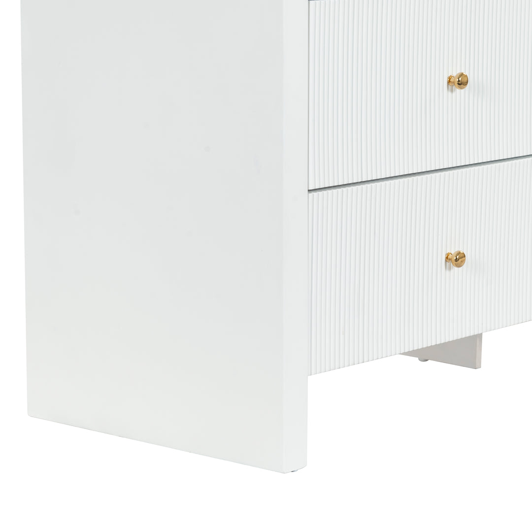 72"W x 18"D x 34"H / White/Gold