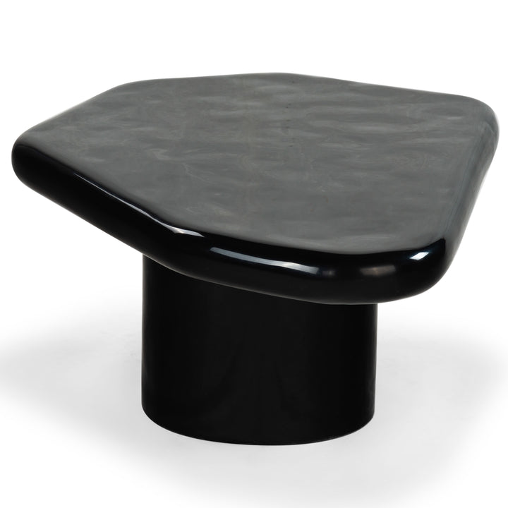 35.4"W x 27.6"D x 13.8"H / Black