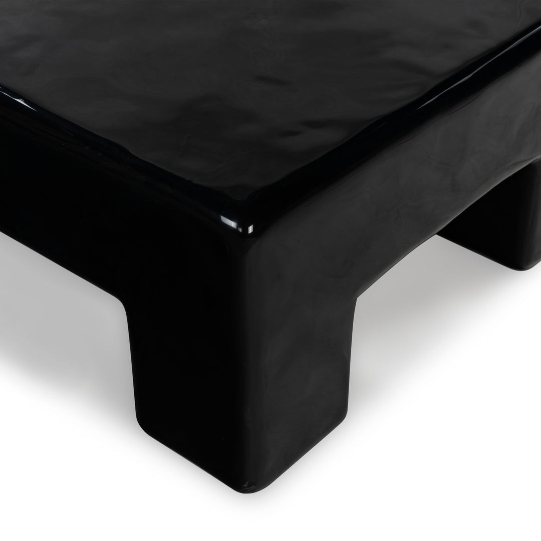 53.1"W x 31.5"D x 16.1"H / Black