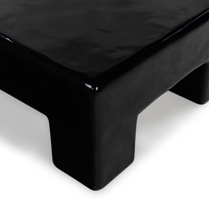 53.1"W x 31.5"D x 16.1"H / Black