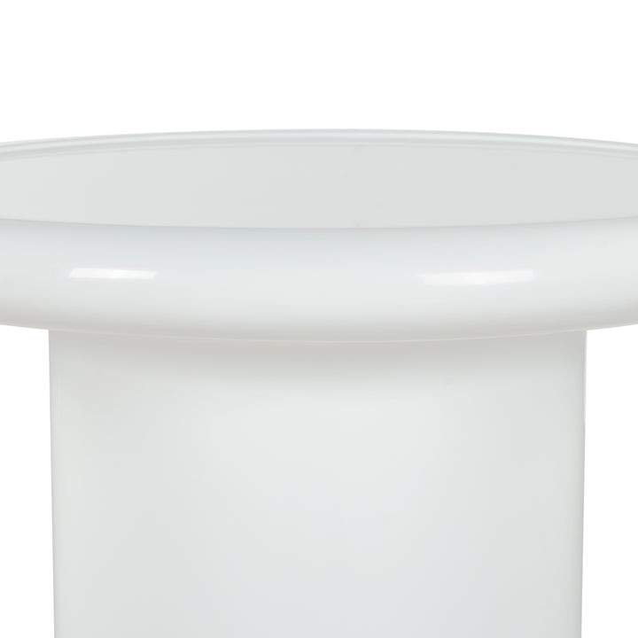 18"W x 18"D x 22"H / White